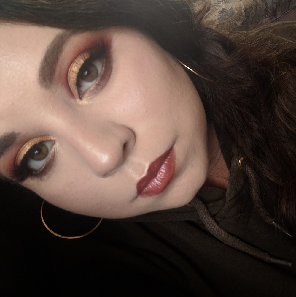 Meet your Posher, Nicole